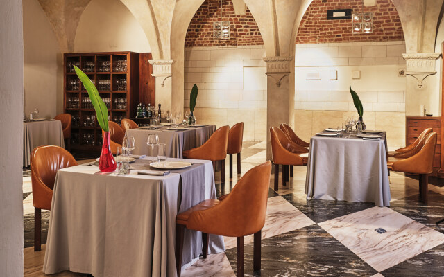 Hotel Stary
