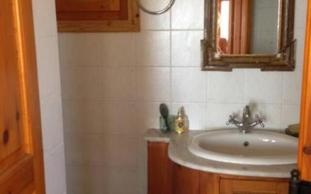 Manolates 360 views sea and mountains