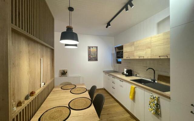 Pine Tree Residence