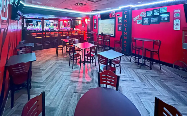 Quality Inn & Suites Cincinnati Downtown