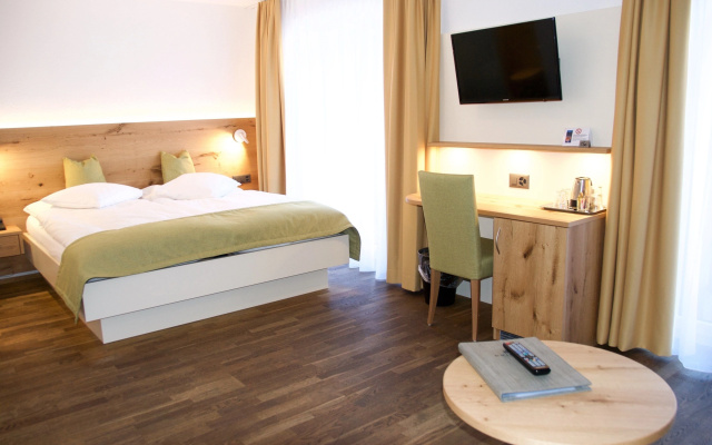 Hotel Bristol – Guest Rooms – Zermatt