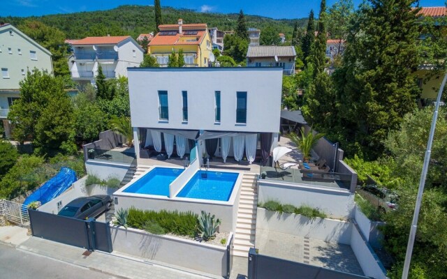 Quaint Villa in Selce with a Private Swimming Pool