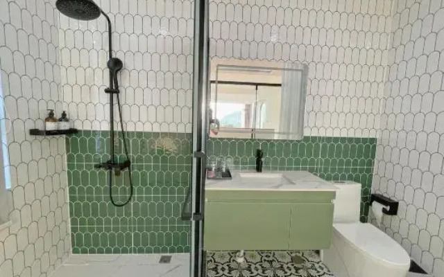 Pomegranate Huashan Hot Spring Villa