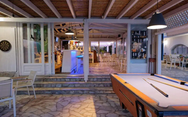 Oasis Beach Hotel Adults Only