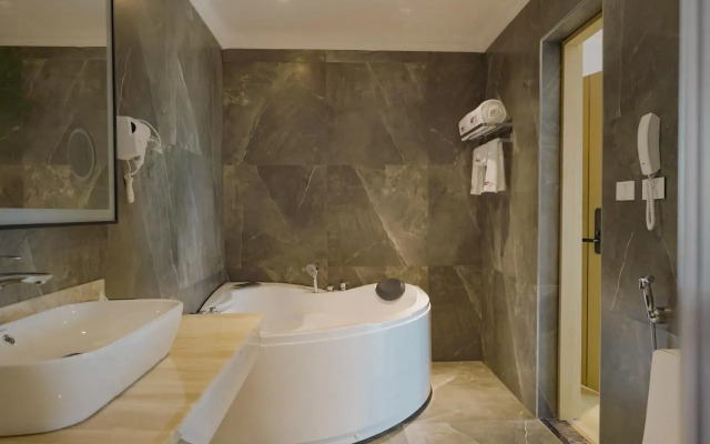 Stay Easy Plus Hotel