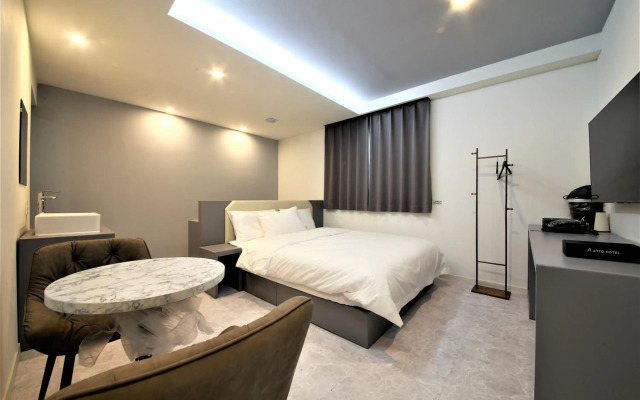 No.25 Signature Hotel Daechung