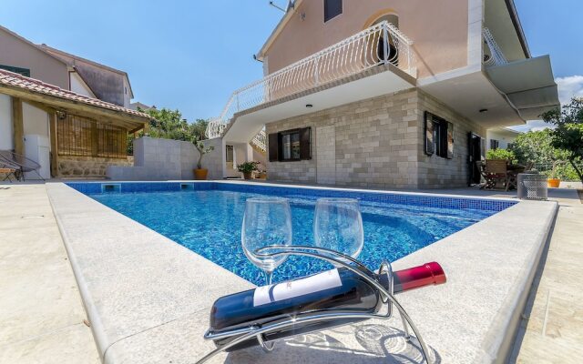 Villa Alka