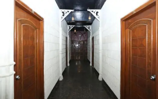 Green hotels and restaurant