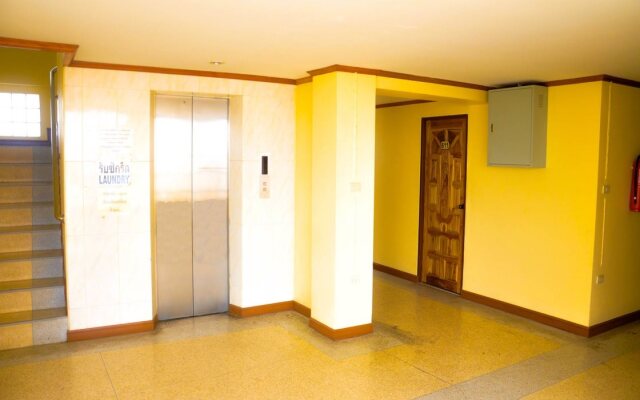 Chaiyaphruk Grand Hotel