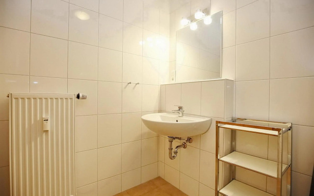 Neuer Weg 1 b Wohnung Haron