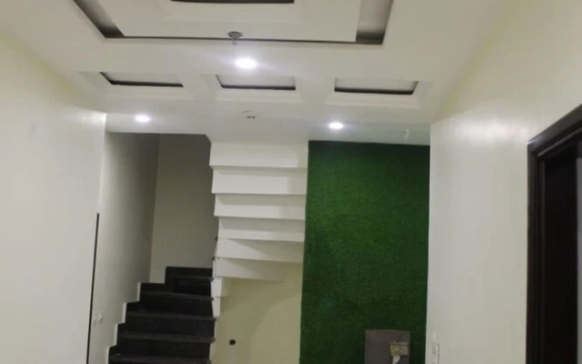 Parkside Navjyoti Hotel