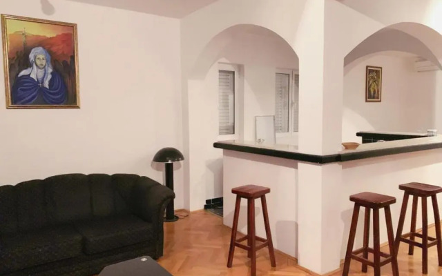 Hostel Holiday Cetinje