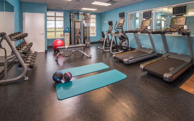 Fairfield Inn & Suites Easton