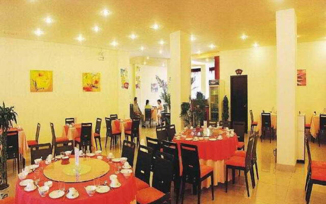 安逸酒店(成都宽窄巷子骡马市地铁站店)
