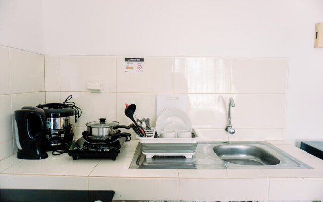 Nice And Comfy Studio At Ambassade Kuningan Apartment