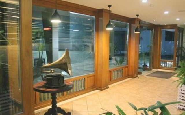 Vedanta Wake Up - Ernakulam, North Railway Station