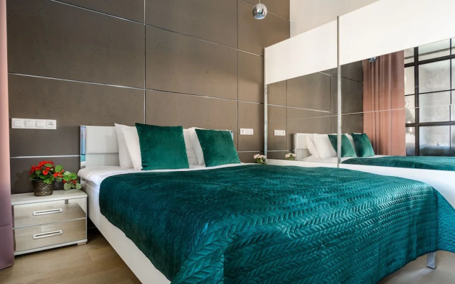 Lumina stylish and spacious studio