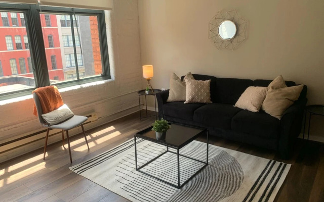 FRONTDESK East 8 Loft Apts Downtown Cincinnati