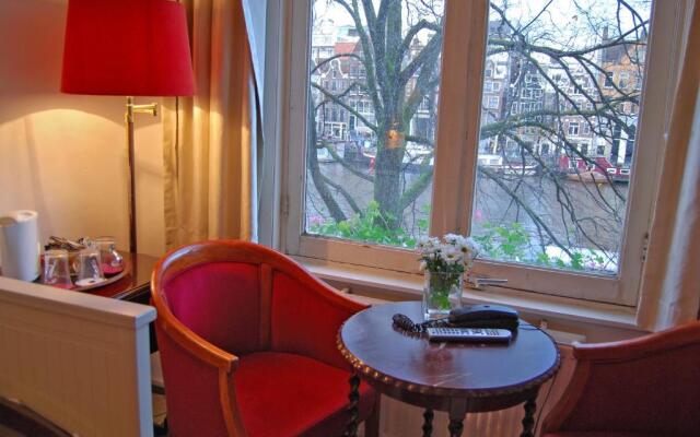 Amsterdam House Hotel