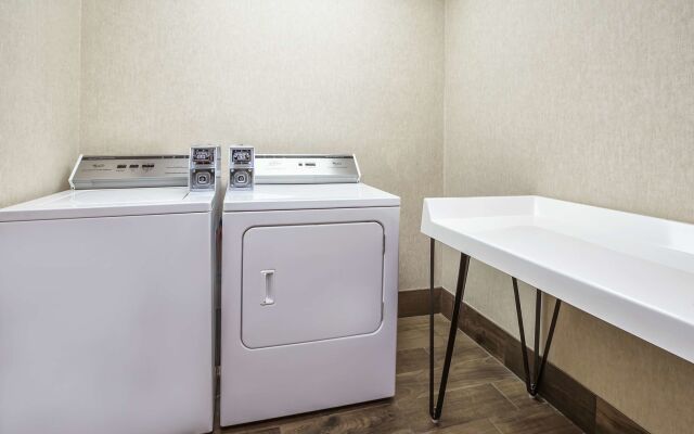 Hampton Inn Hotel Detroit/Belleville-Airport Area