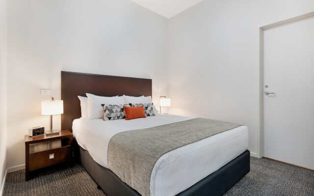 Melbourne CBD Central Apartment Hotel
