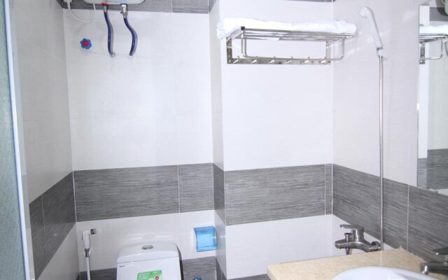 Huong Cang Sea View Hotel