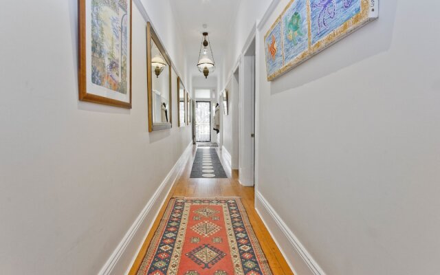 Manly Beachside 2 Bedroom House
