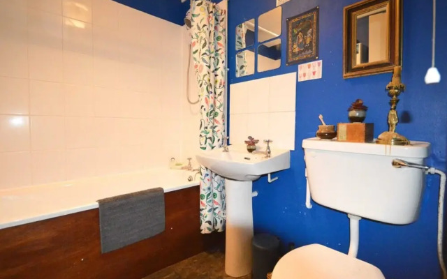 Bright and Cosy Studio Apartment in Stokes Croft