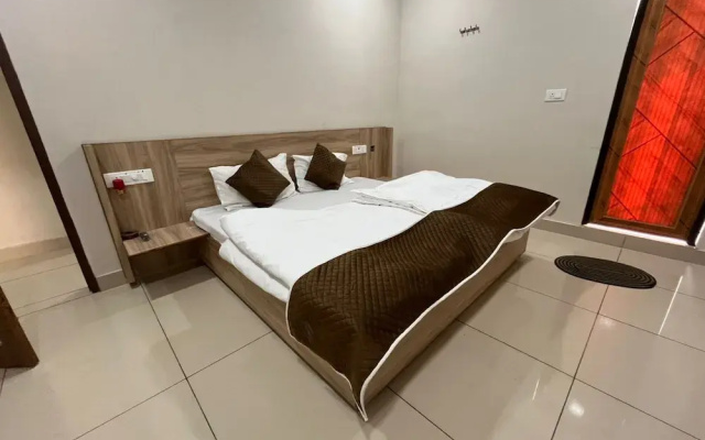 Hotel Prakash Block-1