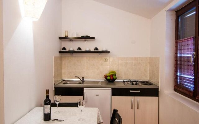 Adria Apartments