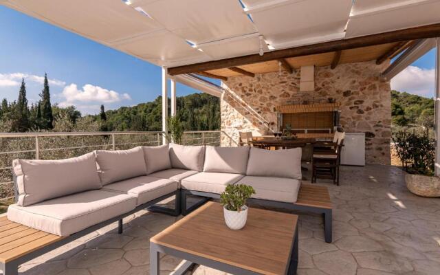 Misovounous Villa