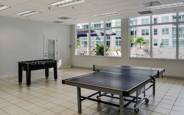Direct Ocean views 3BR Condo at Brickell