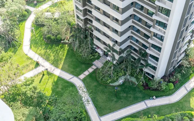 Locals Boutique Apartment WanzaiCEC No.6