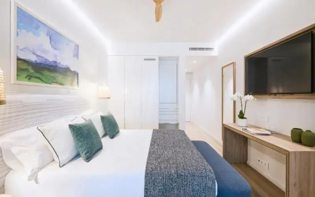 The Editory Ocean Way Funchal