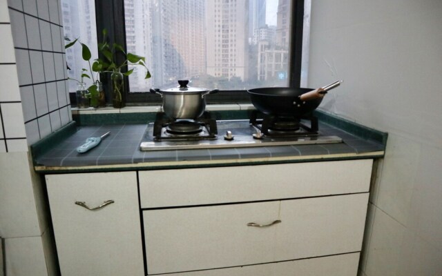 Qing Apartment Family Theatre