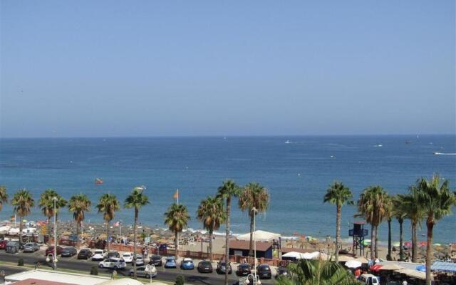 Luxury beachfront apartment in Benalmadena Costa