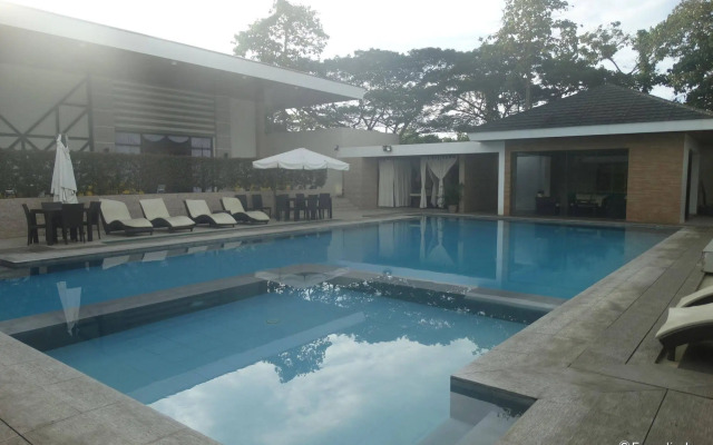 Holiday Suites Puerto Princesa