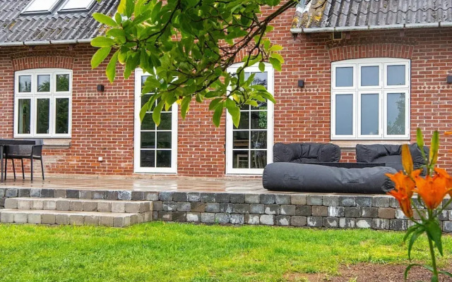 8 Person Holiday Home in Bjert