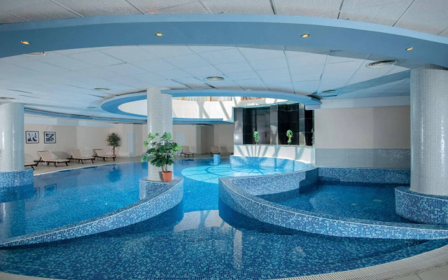 Saint Thomas Holiday Village