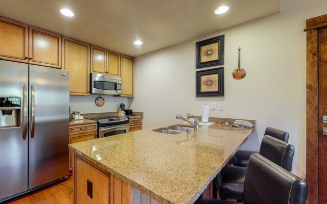 Luxury 2 Bedroom Ski in, Ski out Condo in Breckenridge with Shared Pool, Hot Tub, Arcade, and Bar