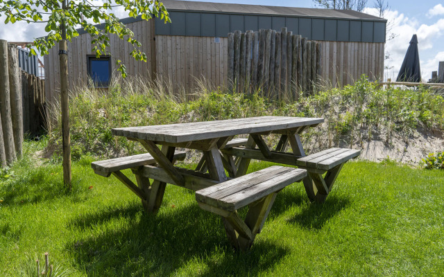 Modern holiday home in Callantsoog with garden