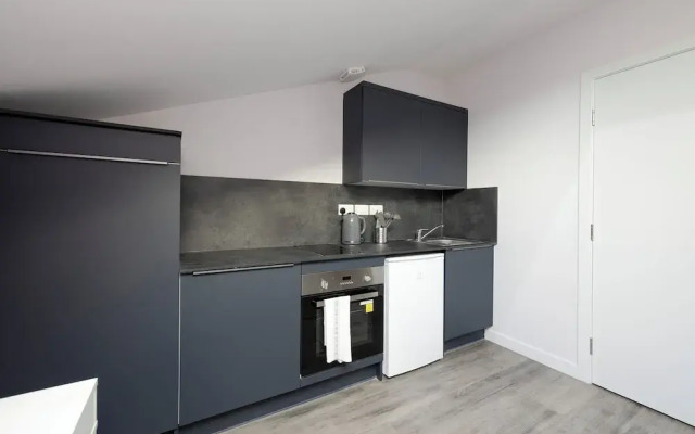 JOIVY Deluxe Studio near The Meadows