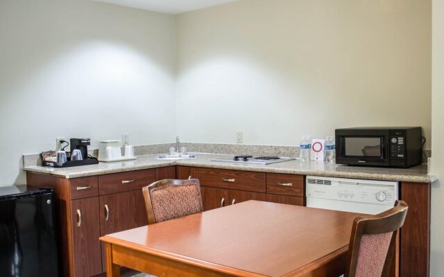 Four Points by Sheraton Raleigh Arena