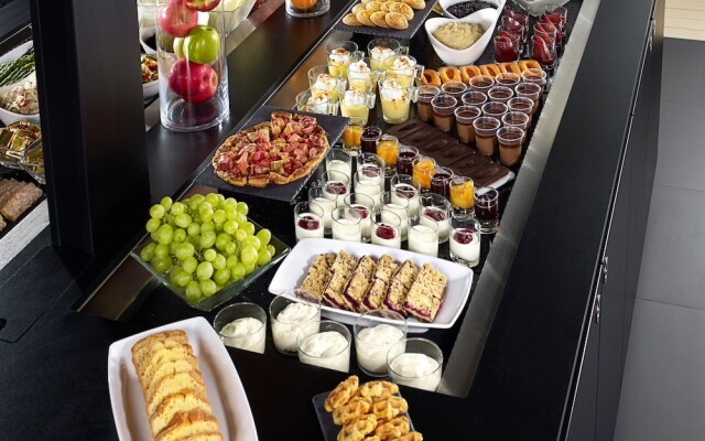 Campanile Besancon Nord Ecole Valentin