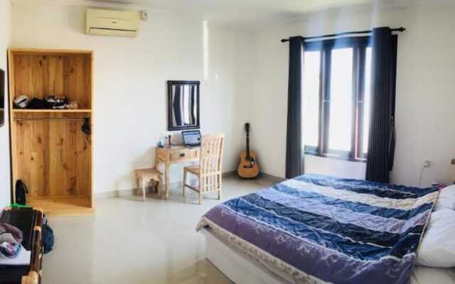 Temuku Keramas Beach Suite