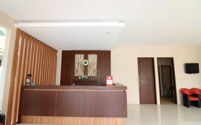 NIDA Rooms Tugu Railway Station