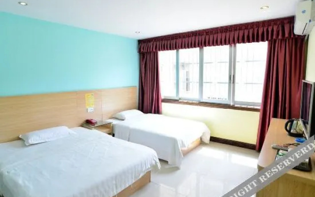 Yijia Express Hotel