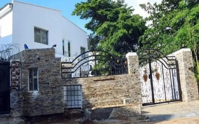 Lukeville Suites