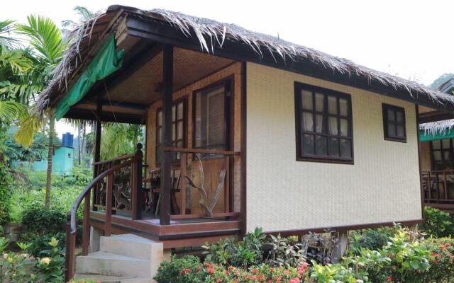 El Nido Greenviews Beach Resort
