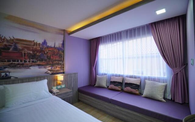 The Qube Fifty Hotel